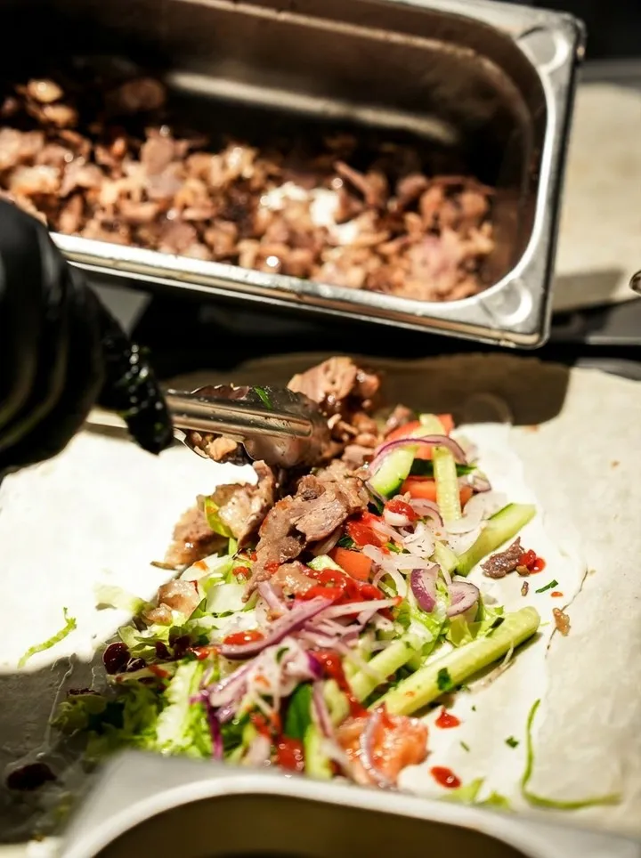 What do you order most? Lavash, bun, plate, or box? Tell us!