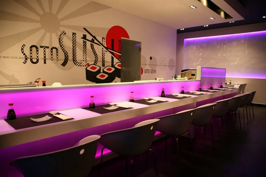 Soto Sushi — 3 Standorte · Menü + Tracking